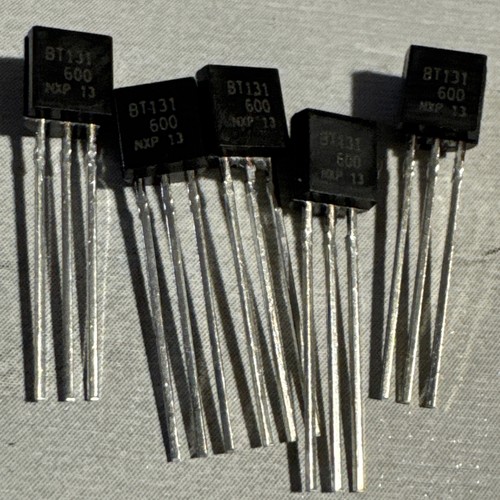 10pezzi bt131 600 nxp triac - 10pezzi, bt131-600